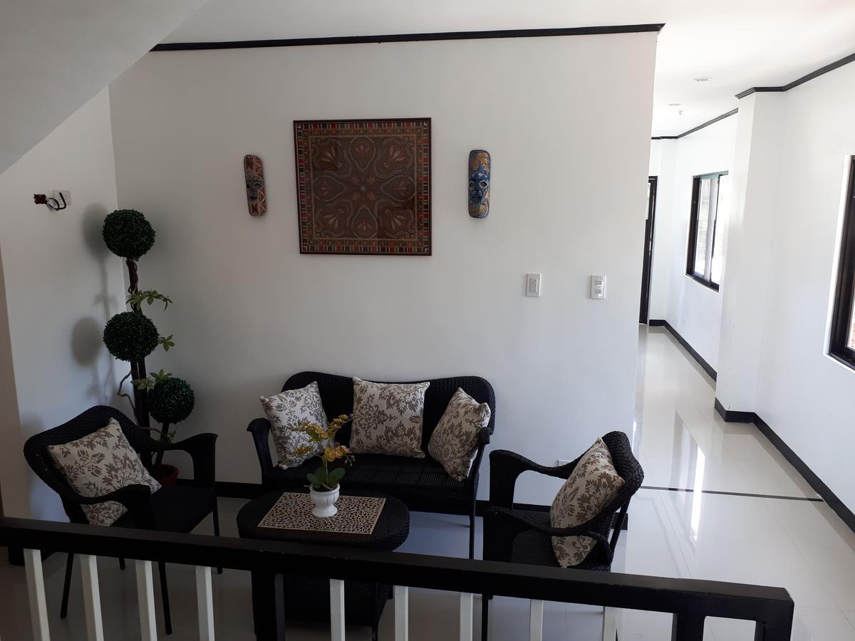 KENT Travellers' Inn Coron Eksteriør bilde